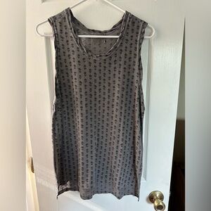 Anthropologie tank size small